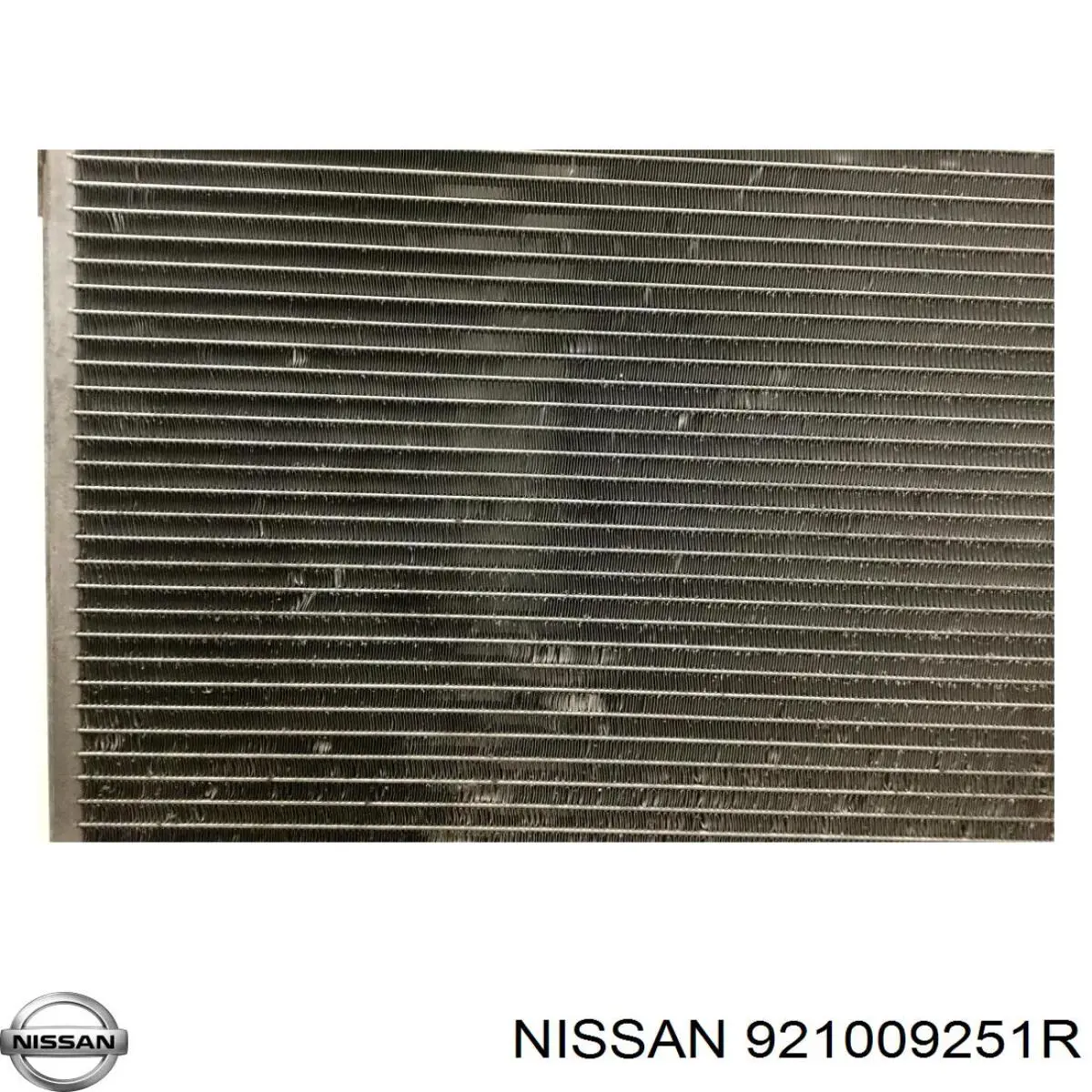 Радиатор кондиционера 921009251R Nissan/Infiniti