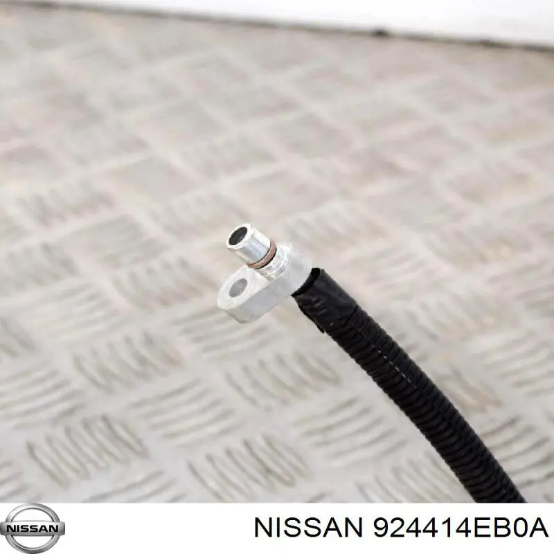 Шланг кондиционера, от заднего испарителя к компрессору 924414EB0A Nissan/Infiniti