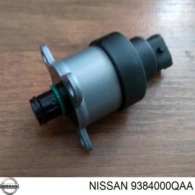 Планка двери задней распашной нижняя Renault (RVI) 9384000QAA