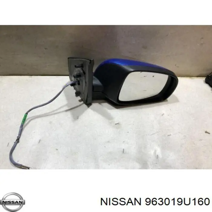 Правое боковое зеркало 963019U160 Nissan