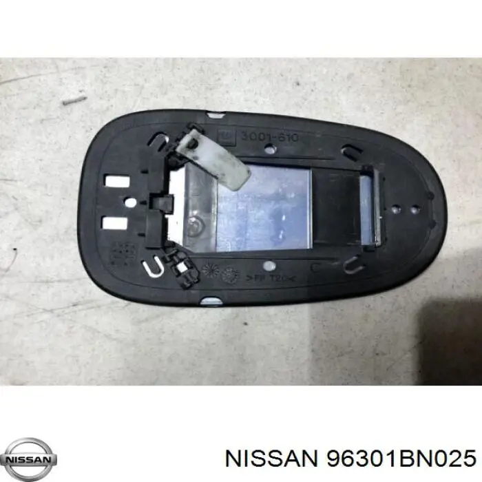 Правое боковое зеркало 96301BN025 Nissan