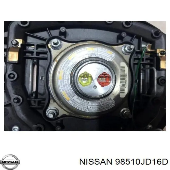 Подушка безопасности (AIRBAG) водительская на Nissan Qashqai +2 