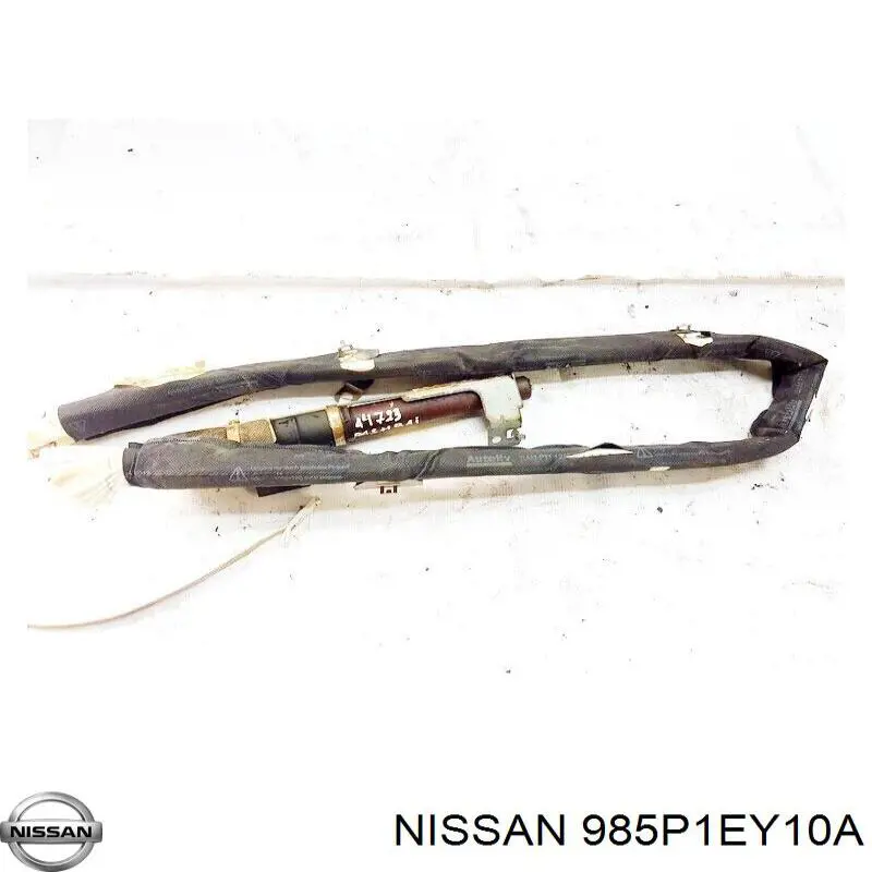 985P1EY10A Nissan/Infiniti Левая шторка безопасности