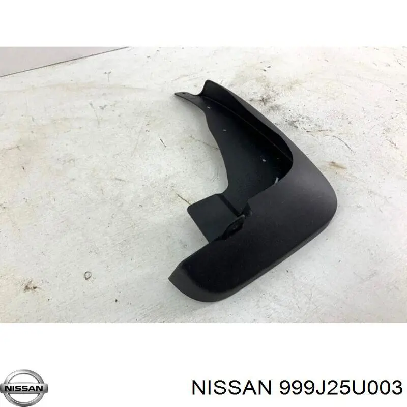 999J25U003 Nissan/Infiniti Комплект передних брызговиков