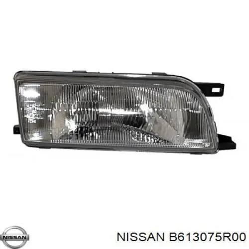 Купить B613075R00 Nissan/Infiniti Указатели поворота (передние)