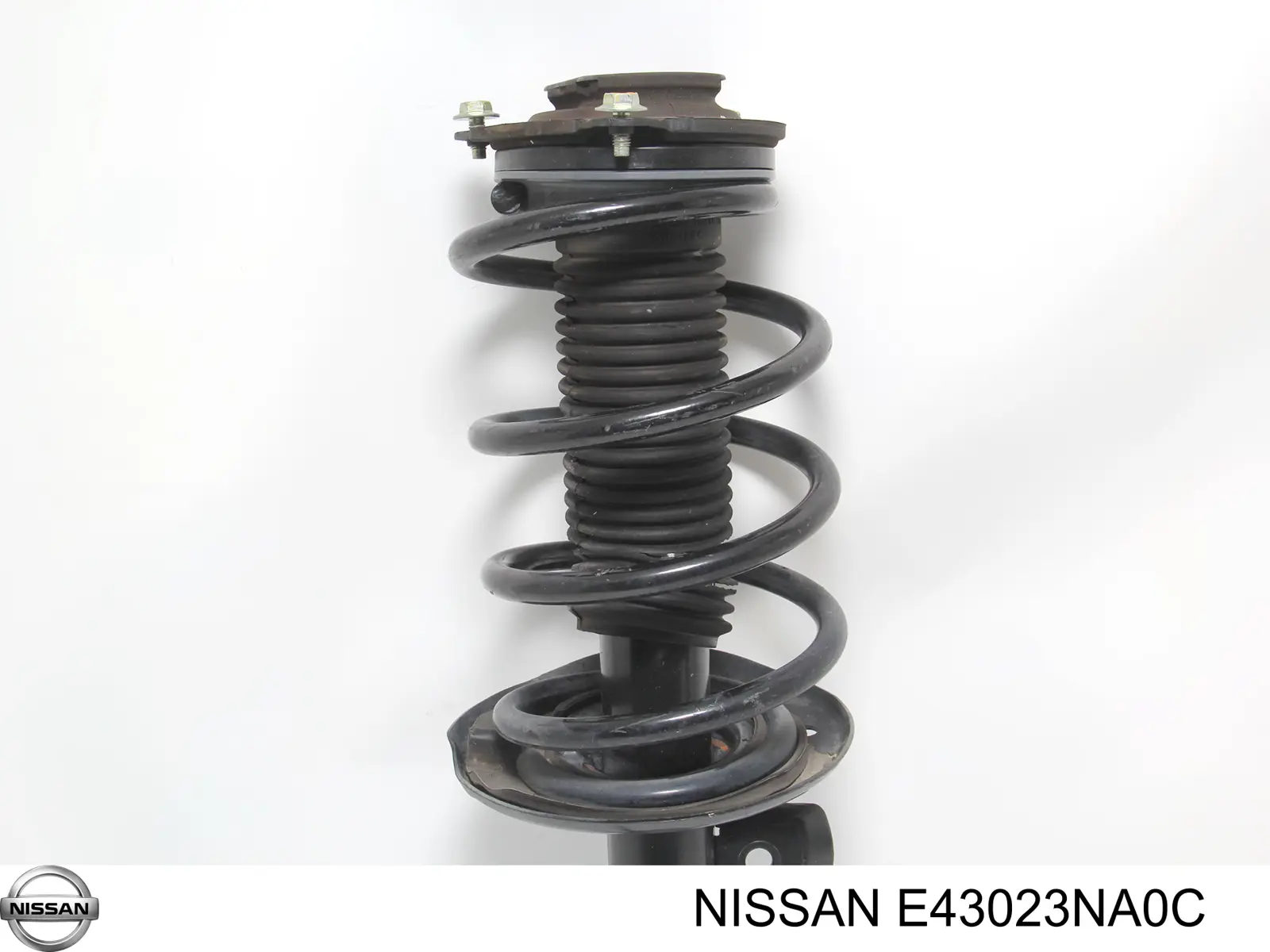 Купить E43023NA0C Nissan/Infiniti Амортизатор подвески передний правый