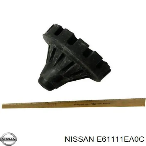 Амортизатор передний левый 561111EA0C Nissan/Infiniti