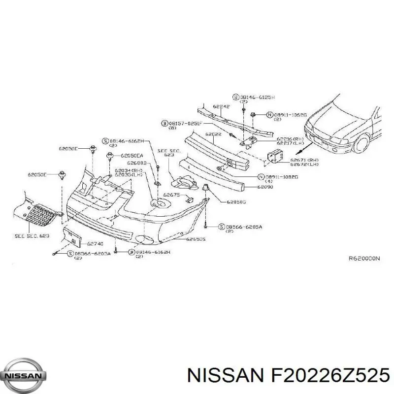 Передний бампер на Nissan Sentra  