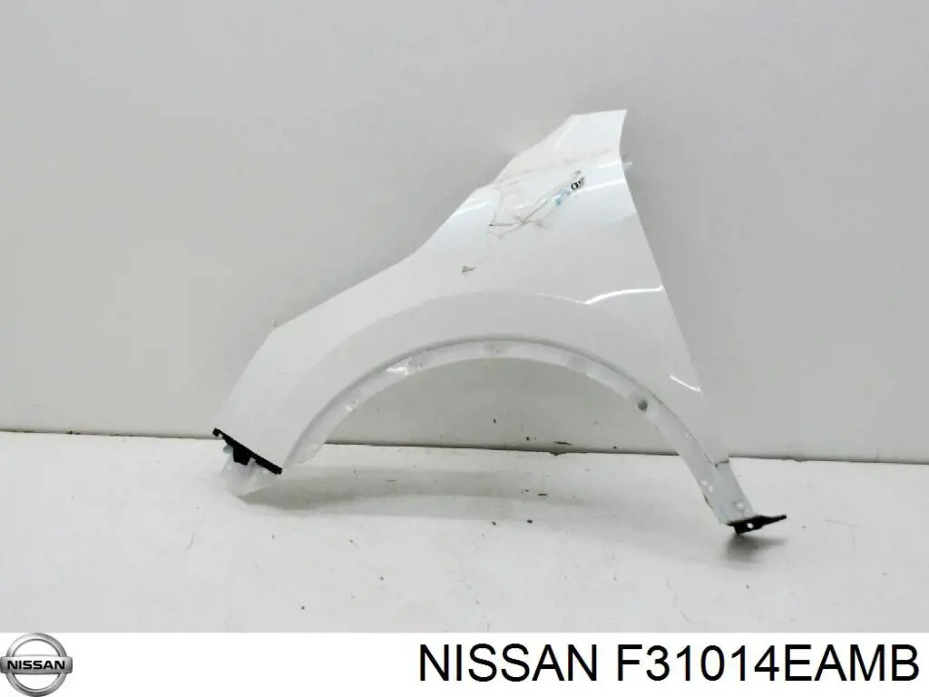 F31014EAMB Nissan pára-lama dianteiro esquerdo
