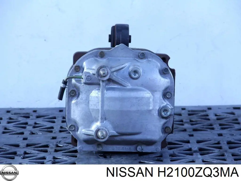 Дверь задняя, правая на Nissan Armada  TA60