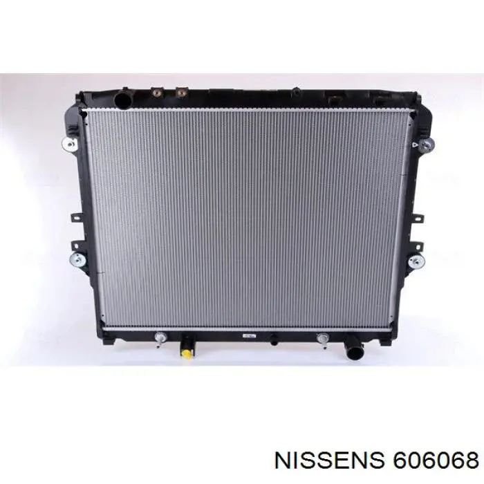 606068 Nissens radiador de esfriamento de motor