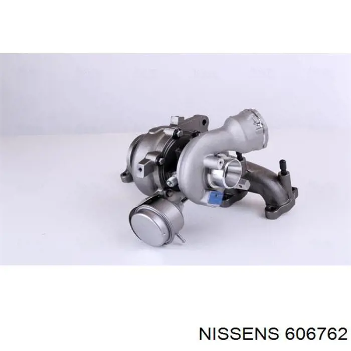 Radiador, refrigeración del motor adicional 606762 Nissens