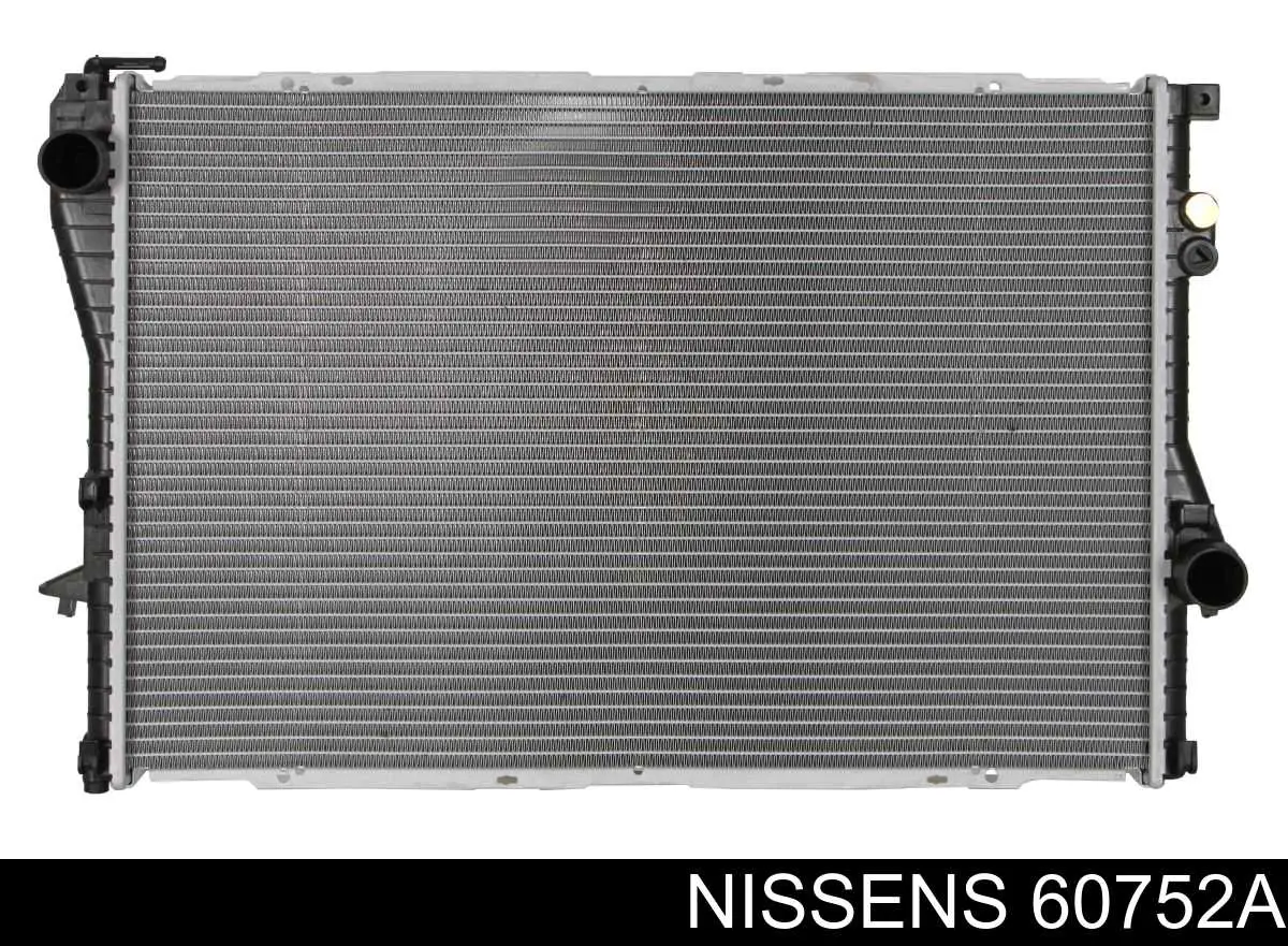 60752A Nissens радиатор
