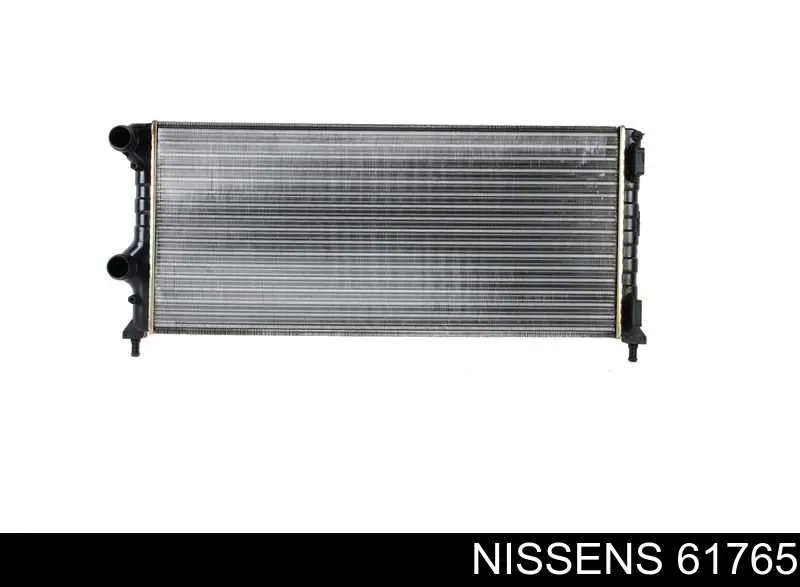 Радиатор охлаждения двигателя Nissens 61765