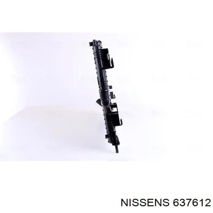 Радиатор охлаждения двигателя Nissens 637612 цена, от 73.38 USD