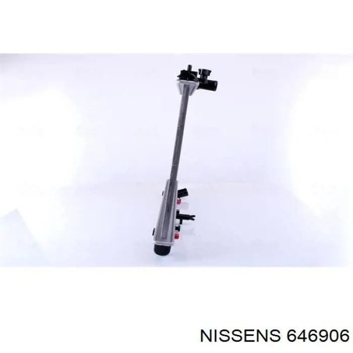 Радиатор 646906 Nissens