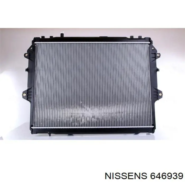 Radiador refrigeración del motor 646939 Nissens