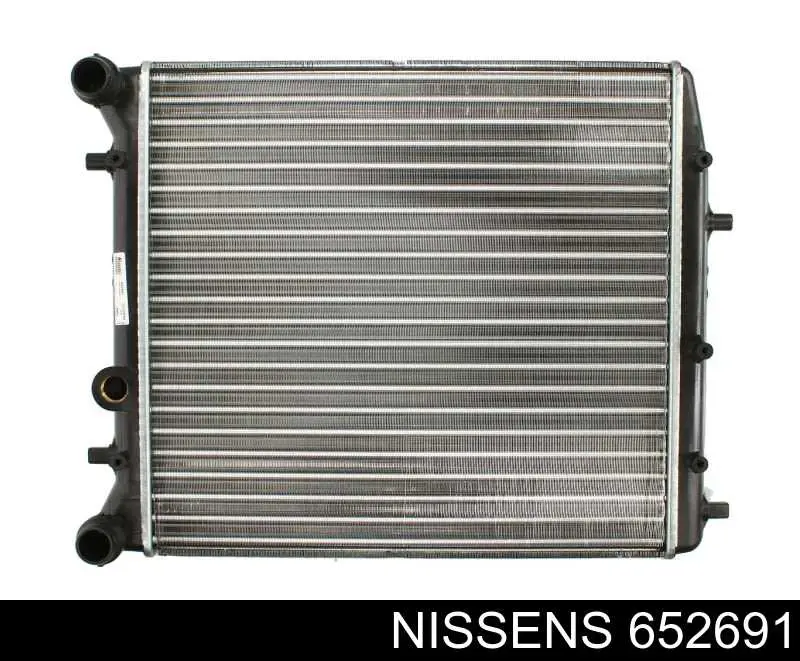 Радиатор охлаждения двигателя NISSENS 652691