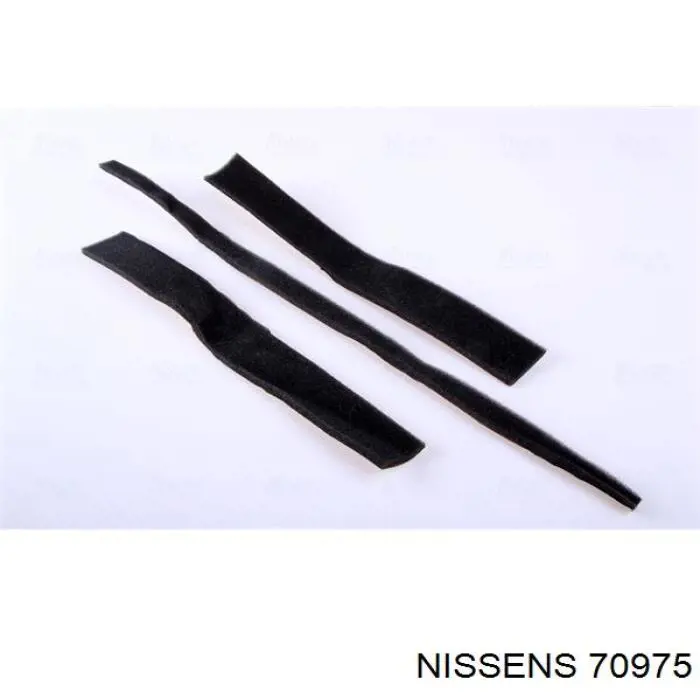 Купить 70975 Nissens Радиатор печки