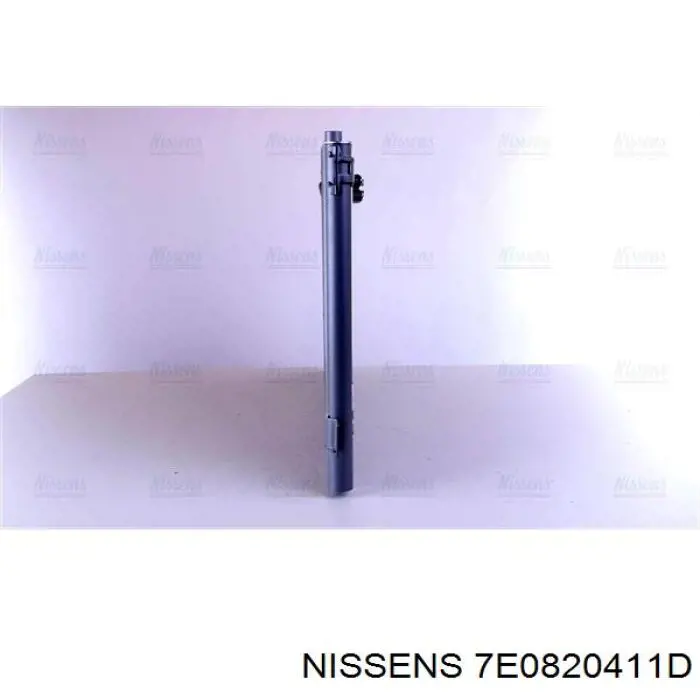 Радиатор кондиционера 7E0820411D Nissens