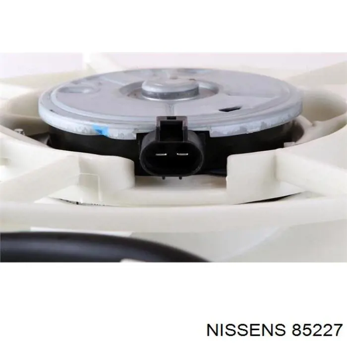 Диффузор радиатора охлаждения в сборе с мотором и крыльчаткой Nissens 85227 цена, от 69.42 USD