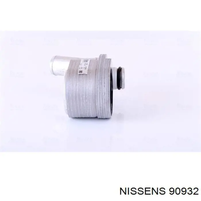 Radiador de aceite, bajo de filtro 90932 Nissens