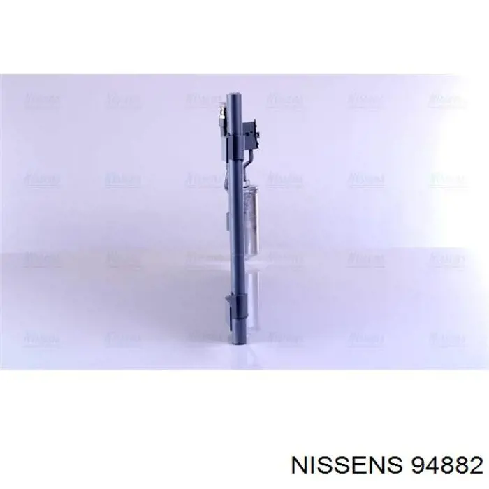 Радиатор кондиционера 94882 Nissens