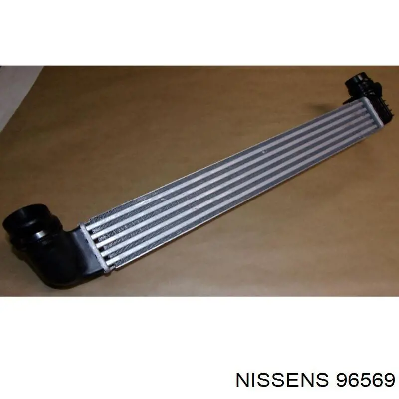 96569 Nissens интеркулер