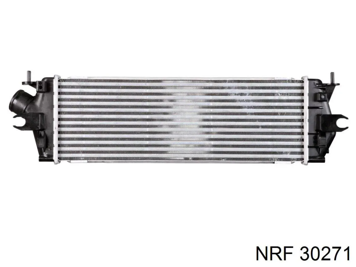 Радиатор интеркуллера на Renault Trafic II 