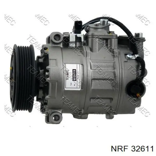 Компрессор кондиционера 7P0820803D Porsche
