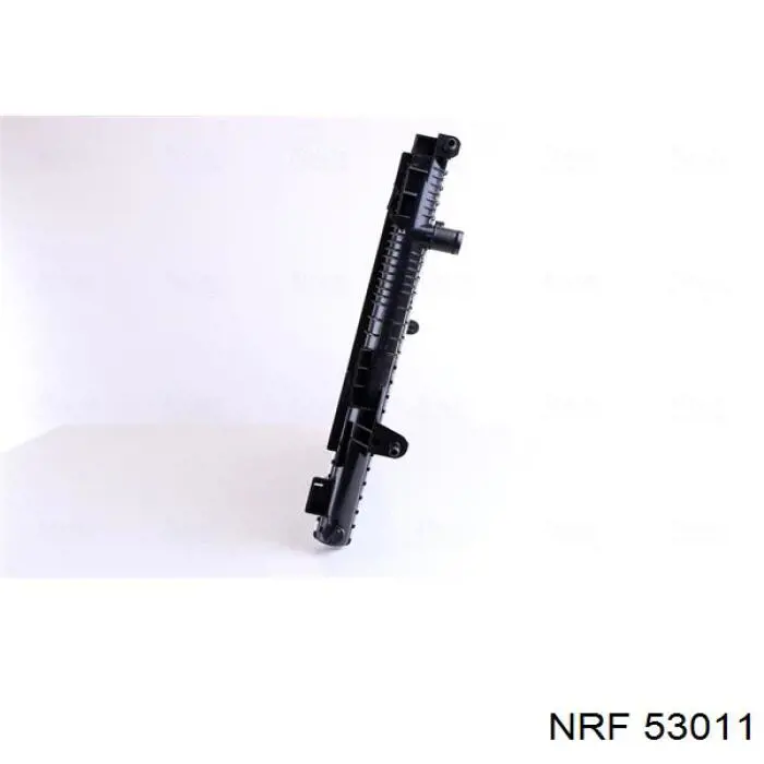 Radiador refrigeración del motor 53011 NRF