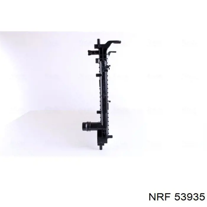 Radiador refrigeración del motor 53935 NRF