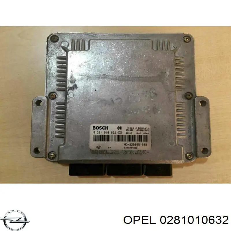 Модуль управления двигателем Opel 0281010632