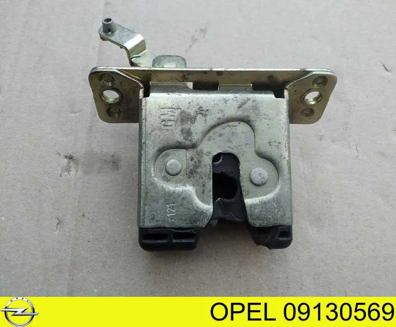 09130569 Opel замок крышки багажника (двери 3/5-й задней)