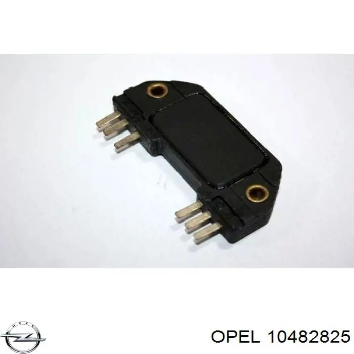 10482825 Opel модуль зажигания (коммутатор)