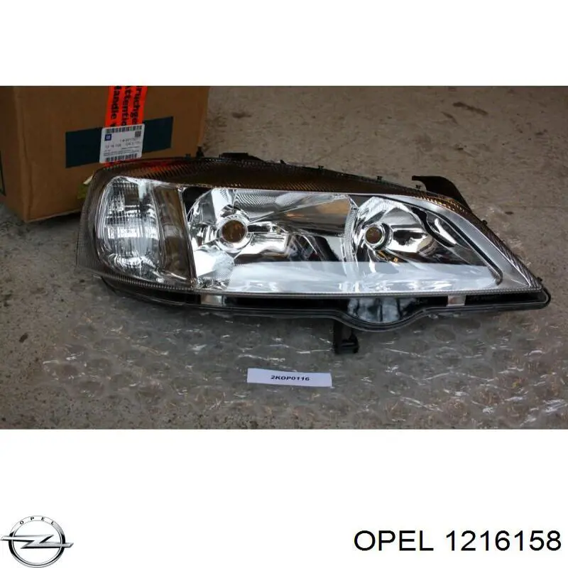 1216158 Opel luz direita