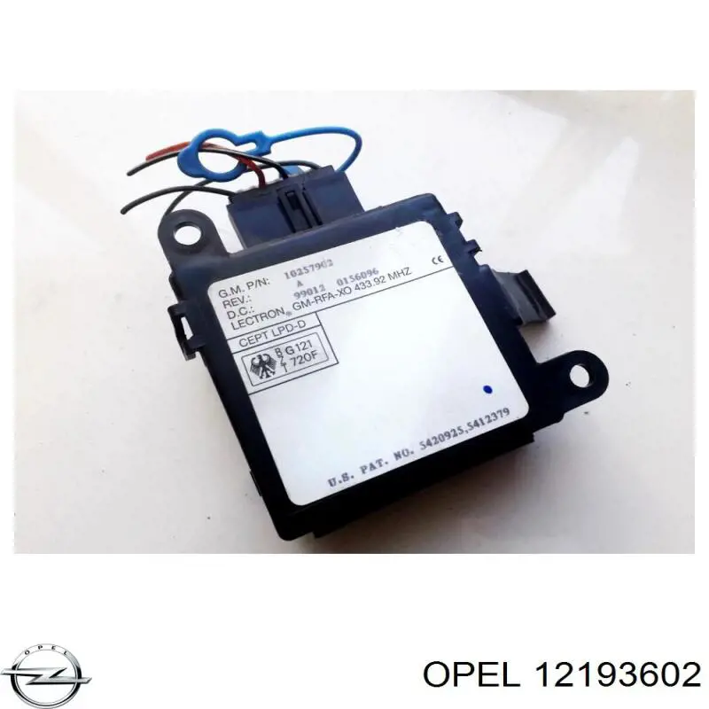 Датчик температуры охлаждающей жидкости (включения вентилятора радиатора) Opel 12193602