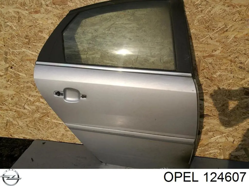 Дверь пассажирская задняя правая Opel 124607 цена, от 22.55 USD