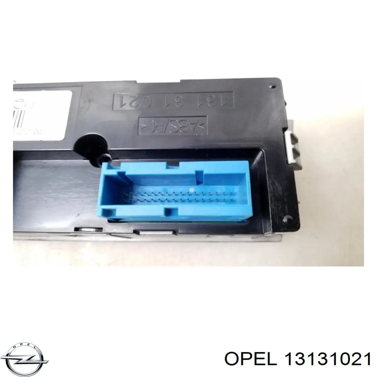13131021 Opel 