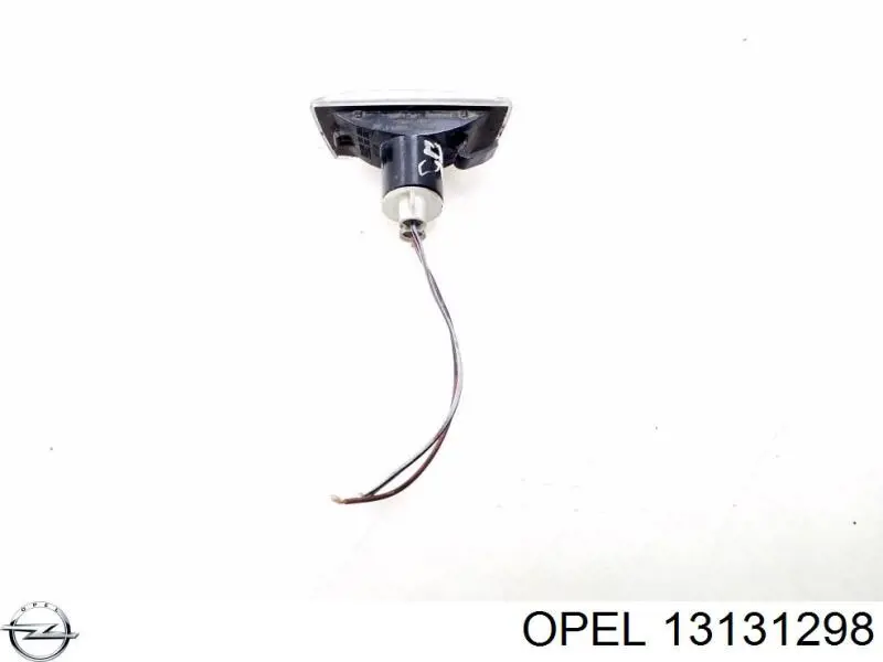 Купить 13131298 Opel Повторитель поворота на крыле левый