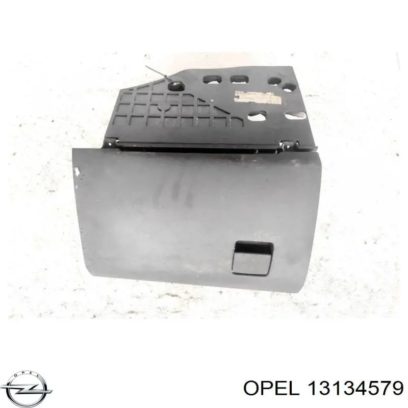 Консоль панели управления центральная 13134579 Opel