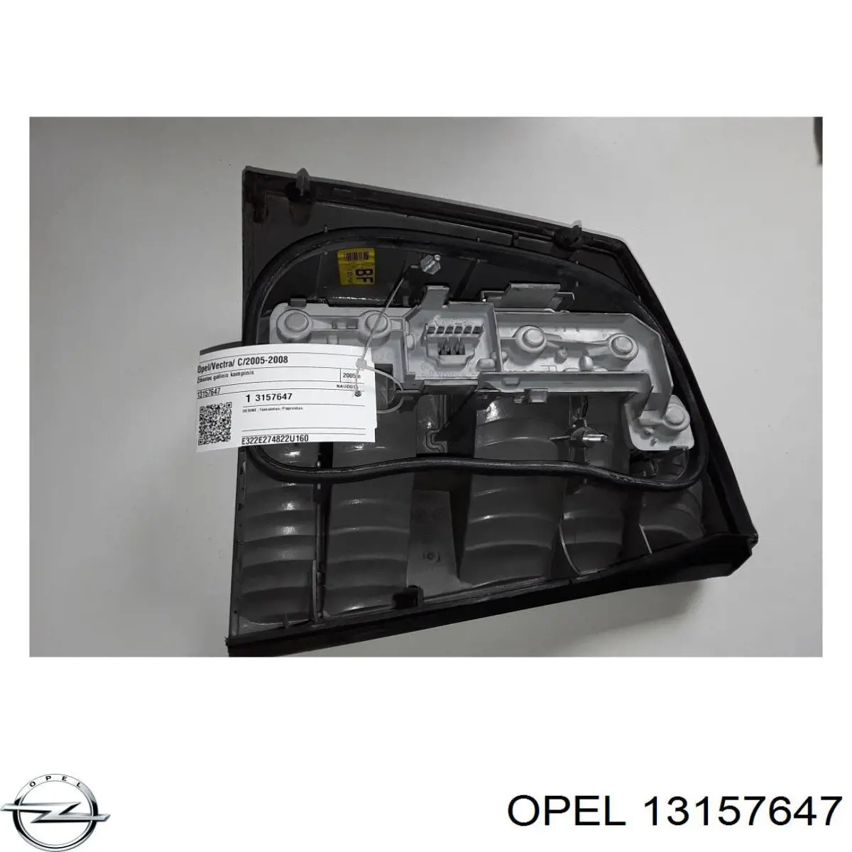 13157647 Opel фонарь задний правый