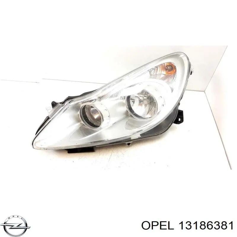 Фара левая Opel 13186381
