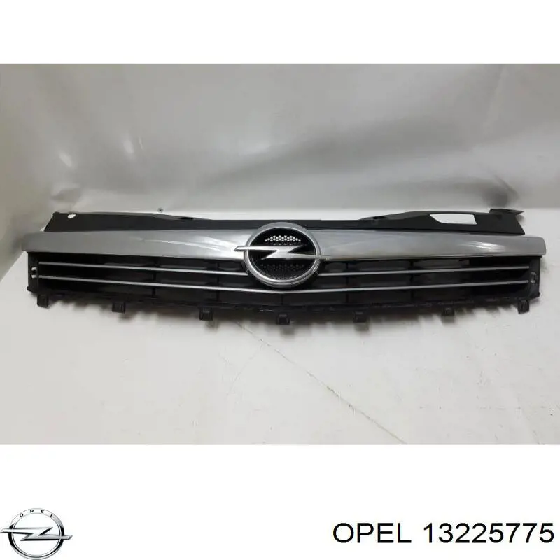 13225775 Opel решетка радиатора