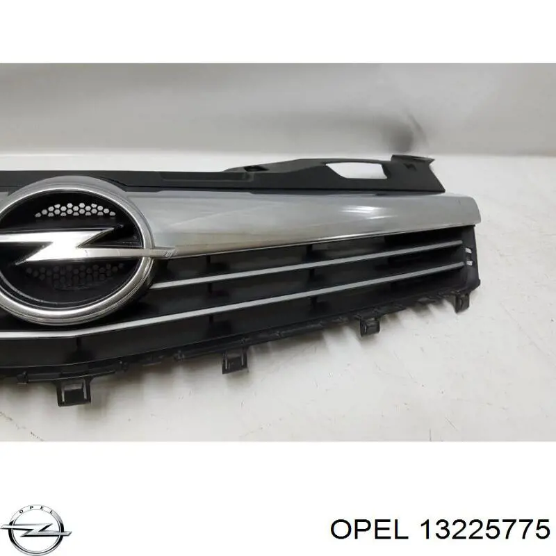 13225775 Opel Grelha do radiador