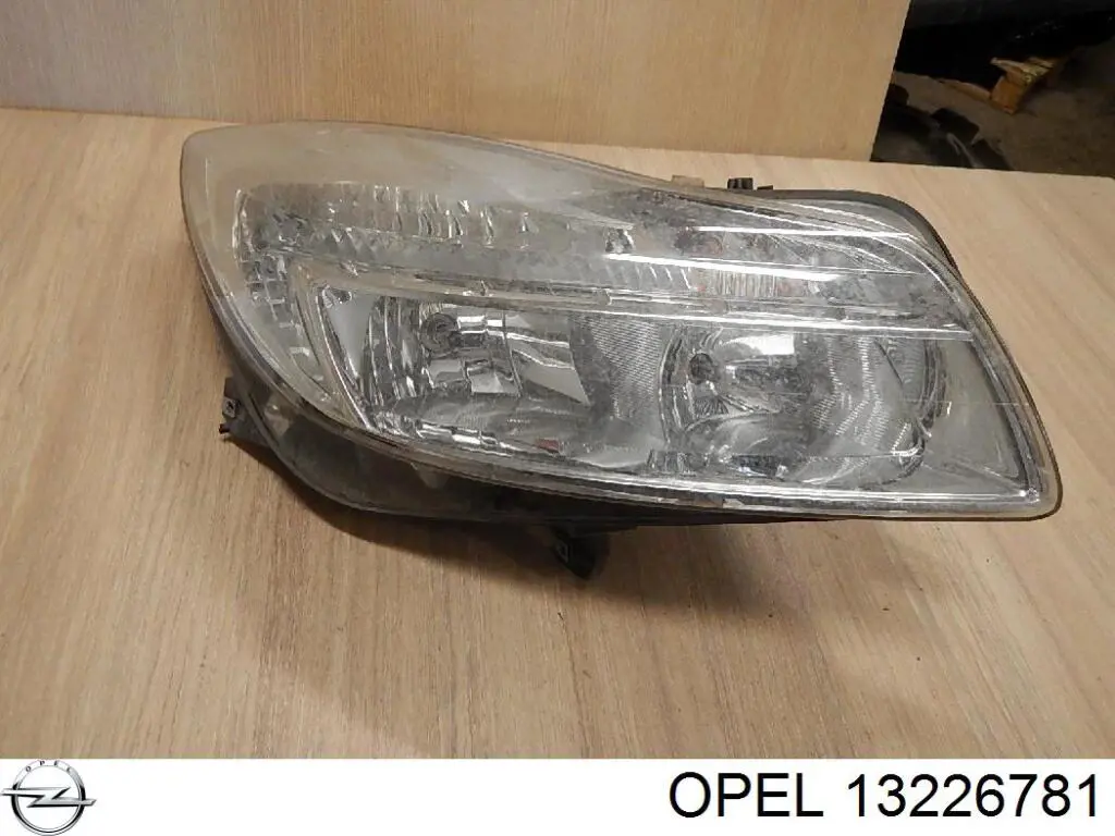 Правая блок фара Opel 13226781 цена, от 38.01 USD