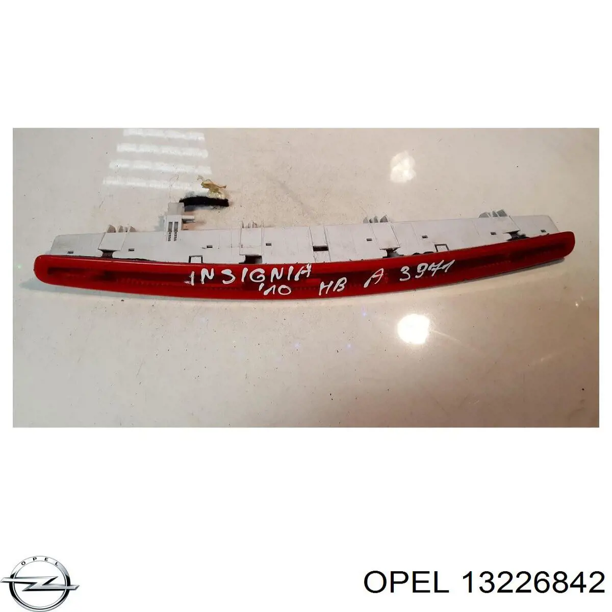 Фонарь сигнала торможения Opel 13226842 цена, от 50.67 USD