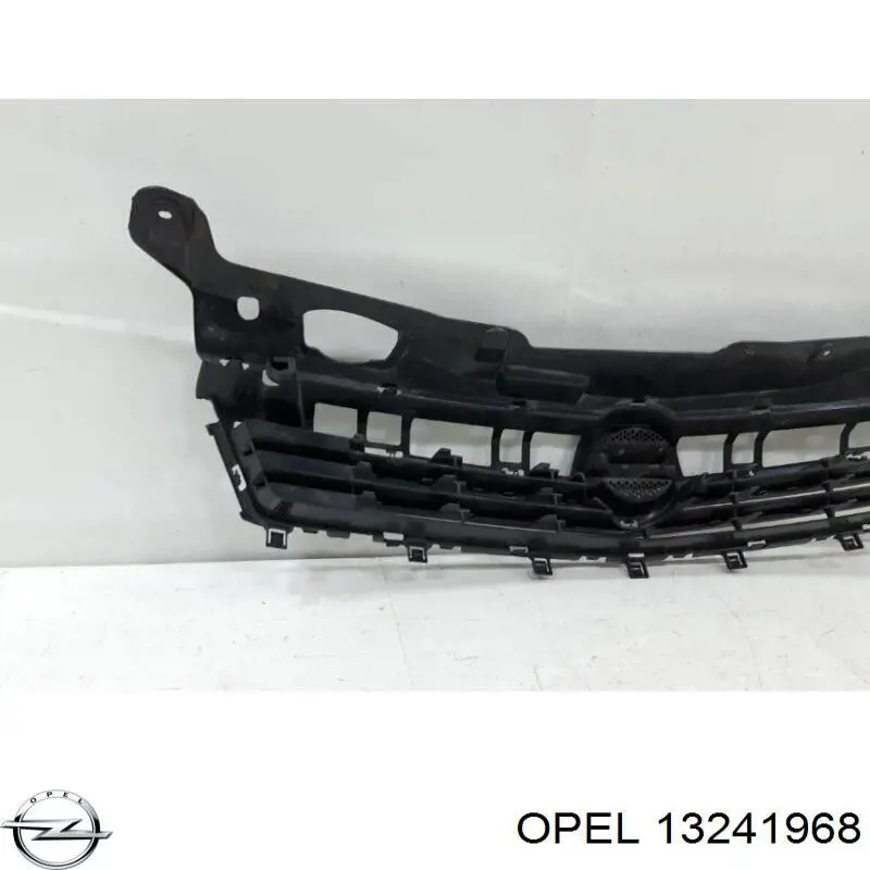 Купить 1320359 Opel Решетка радиатора