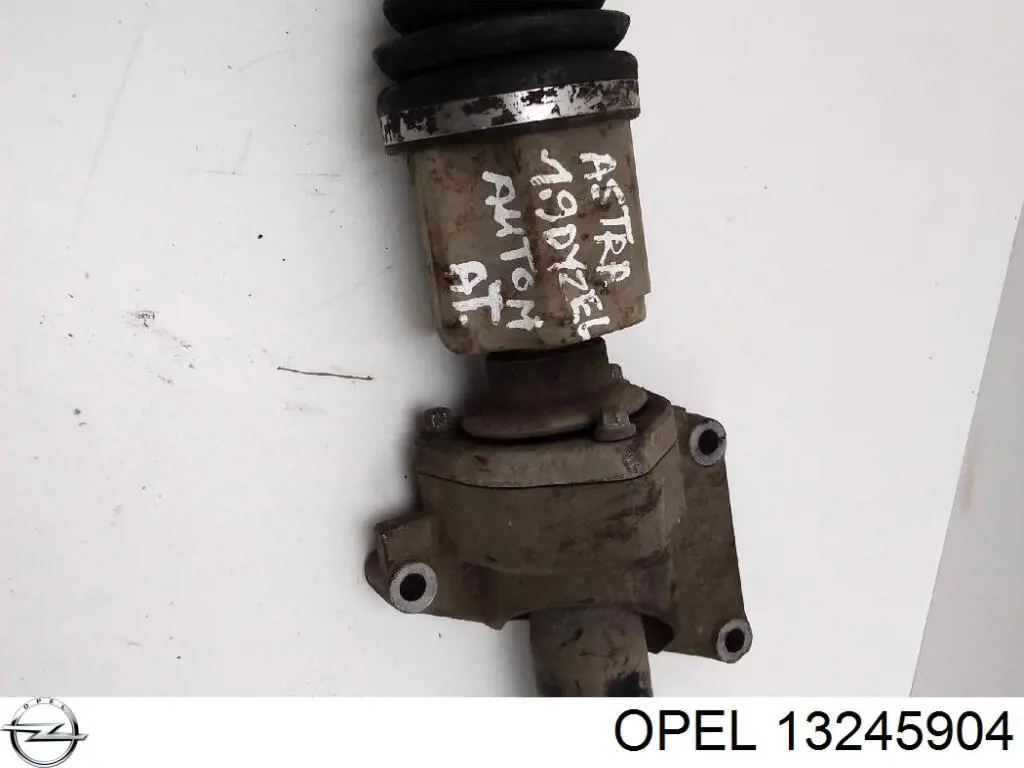 374809 Opel полуось (привод передняя правая)
