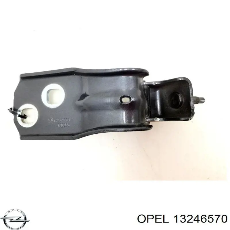 Петля задней двери 132773 Opel